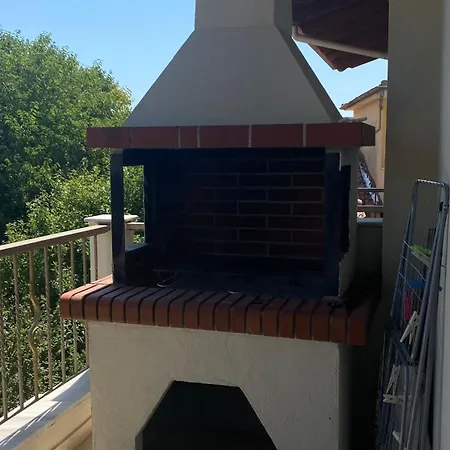 Mihalis * Nikiti (Sithonia)