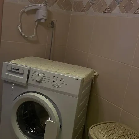 Apartament Mihalis *