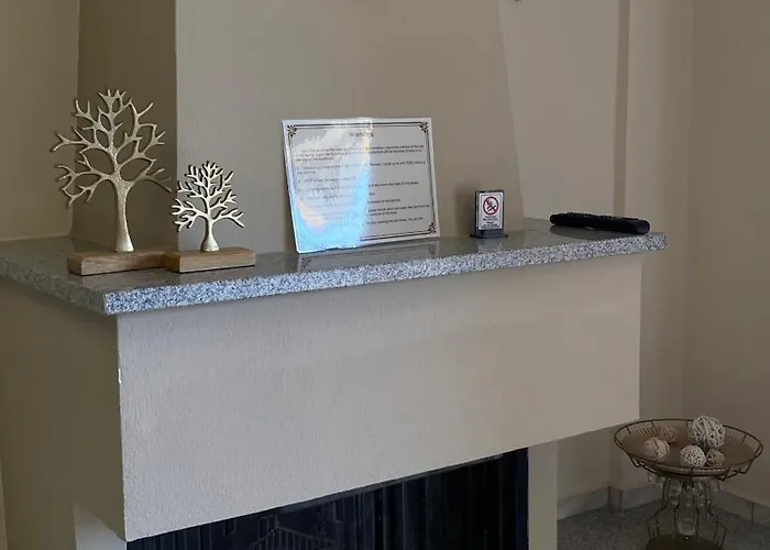 Apartman Mihalis *