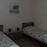 Apartament Mihalis *