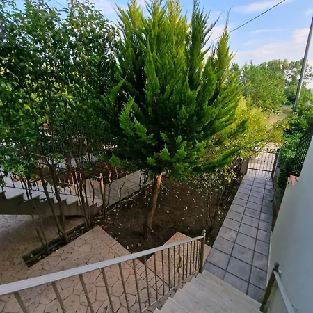 Mihalis Apartament Nikiti (Sithonia)