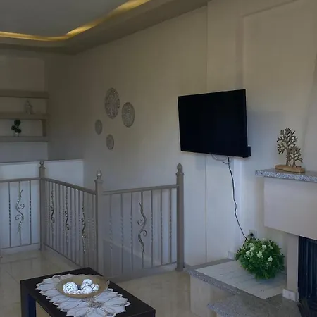 Apartament Mihalis *