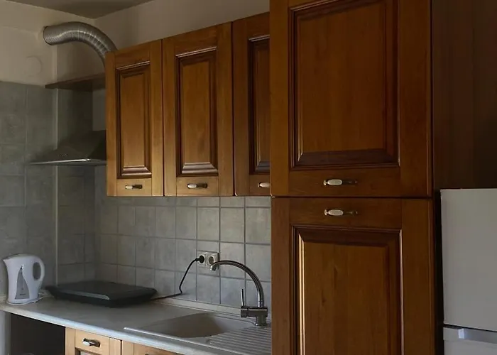 Mihalis * Nikiti (Sithonia)